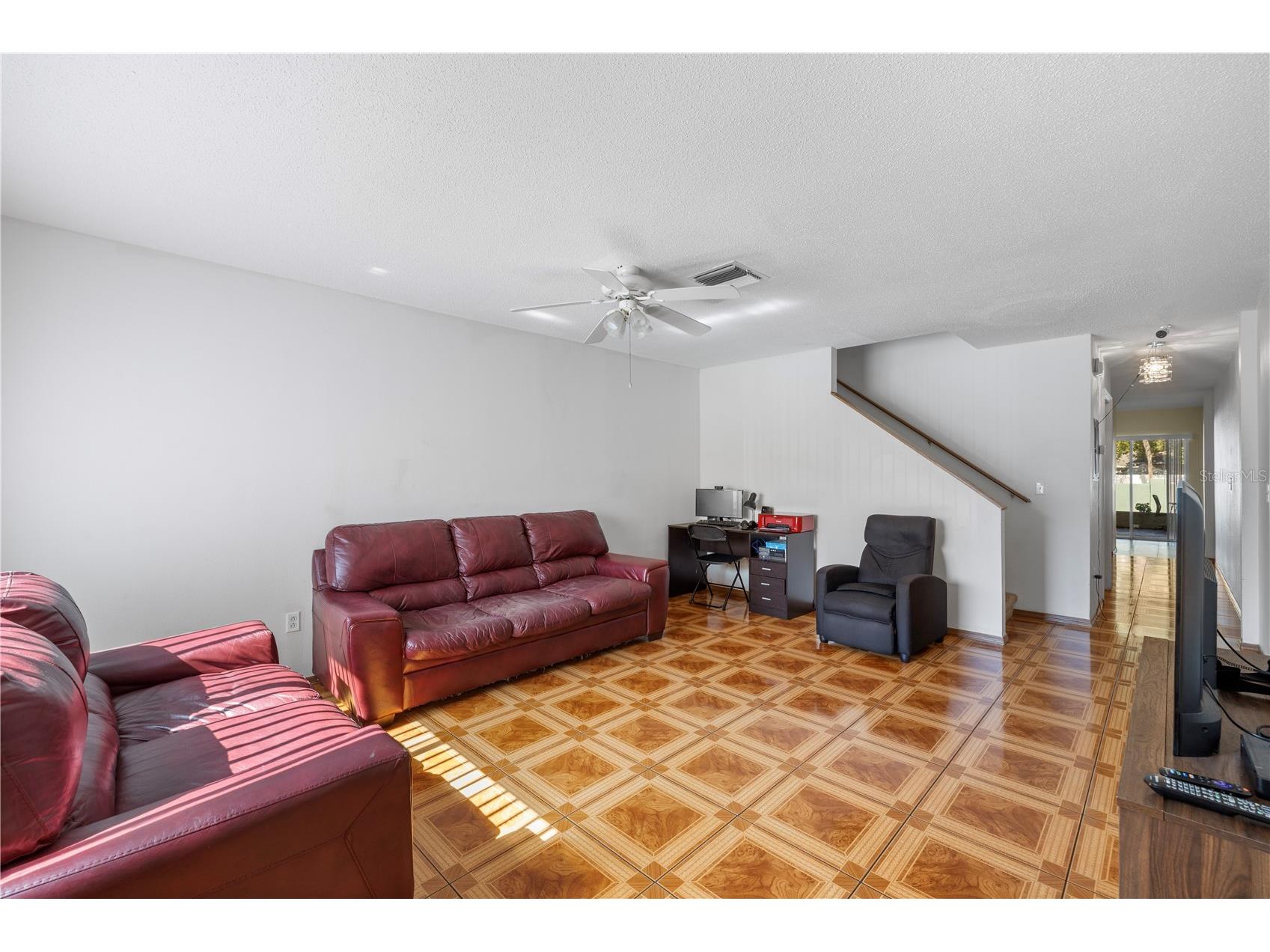 1907 Fluorshire Drive Brandon FL 33511 W7886649 image8