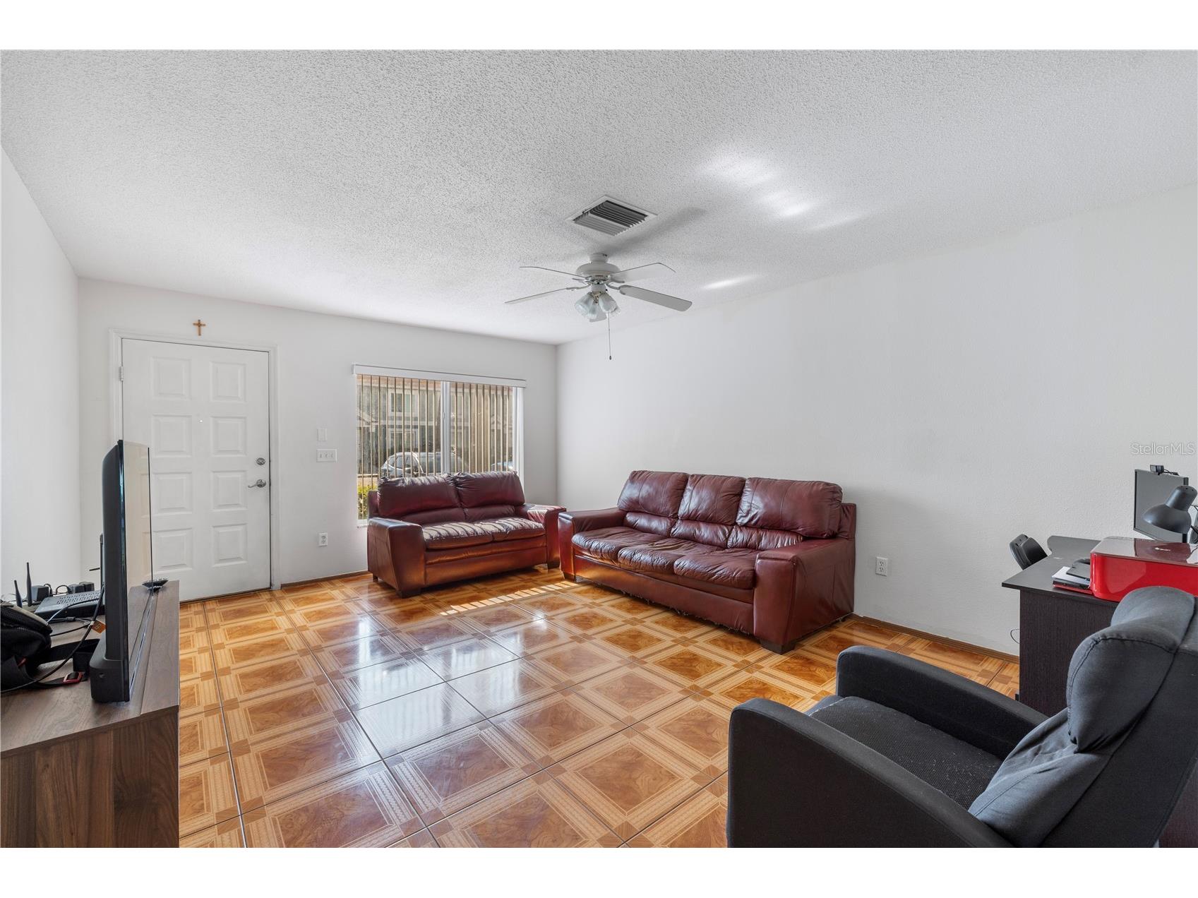 1907 Fluorshire Drive Brandon FL 33511 W7886649 image9