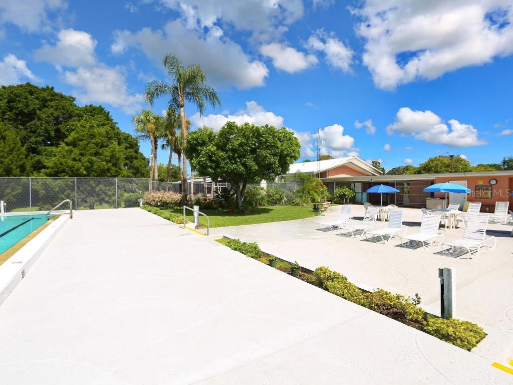 1907 Harvard Avenue Bradenton FL 34207 A4672657 image32