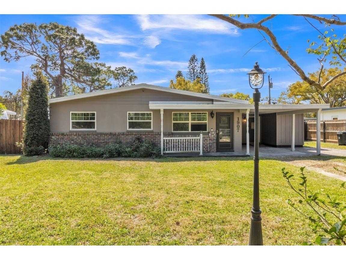 1907 Lakewood Drive Clearwater FL 33763 O6290253 image1
