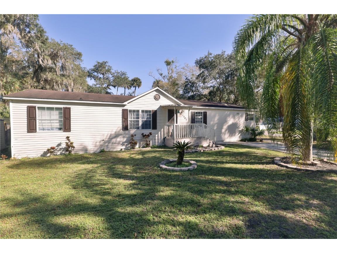 1907 Madre Street New Smyrna Beach FL 32168 NS1080146 image1