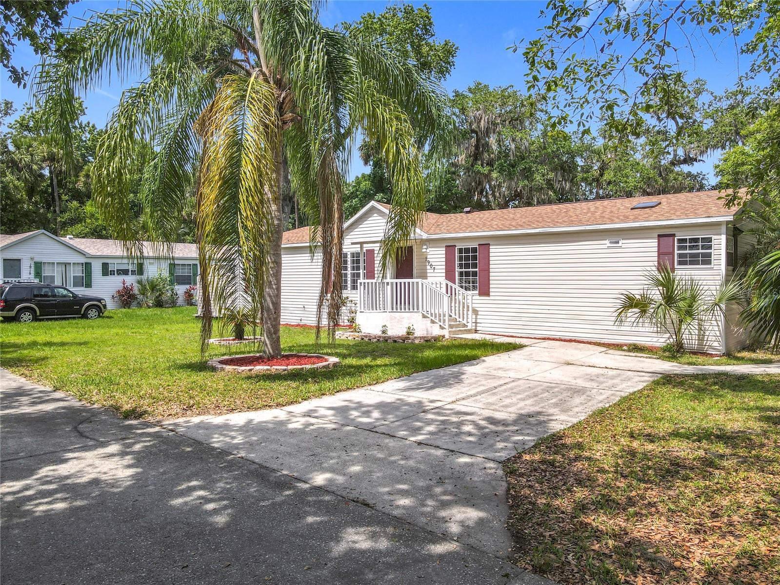 1907 Madre Street New Smyrna Beach FL 32168 O6407696 image1