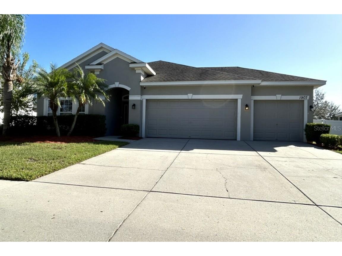 1907 Raven Manor Drive Dover FL 33527 T3482319 image1