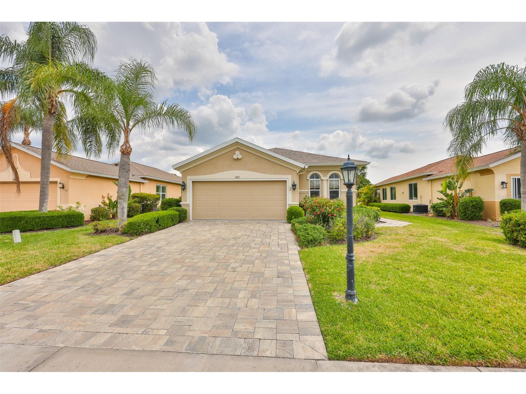 1907 Sterling Glen Court Sun City Center FL 33573 TB8508330 image45