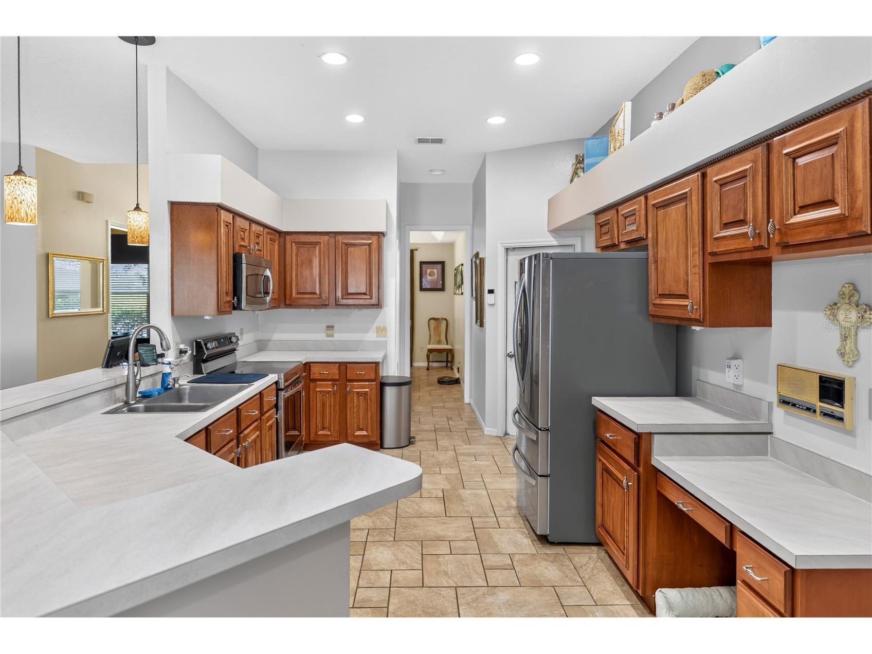 1907 Westbourne Drive Oviedo FL 32765 V4950374 image7