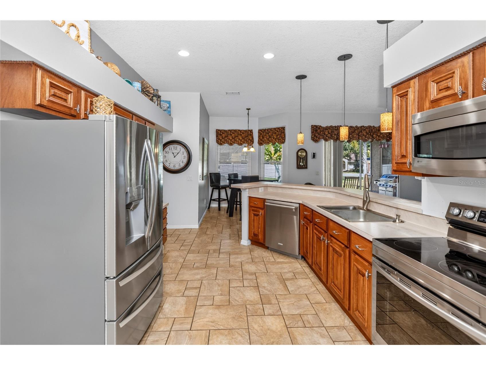 1907 Westbourne Drive Oviedo FL 32765 V4950374 image8