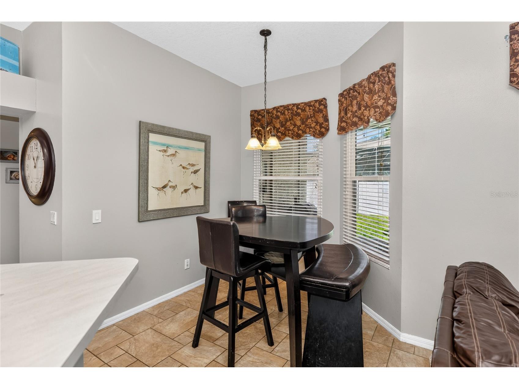 1907 Westbourne Drive Oviedo FL 32765 V4950374 image9
