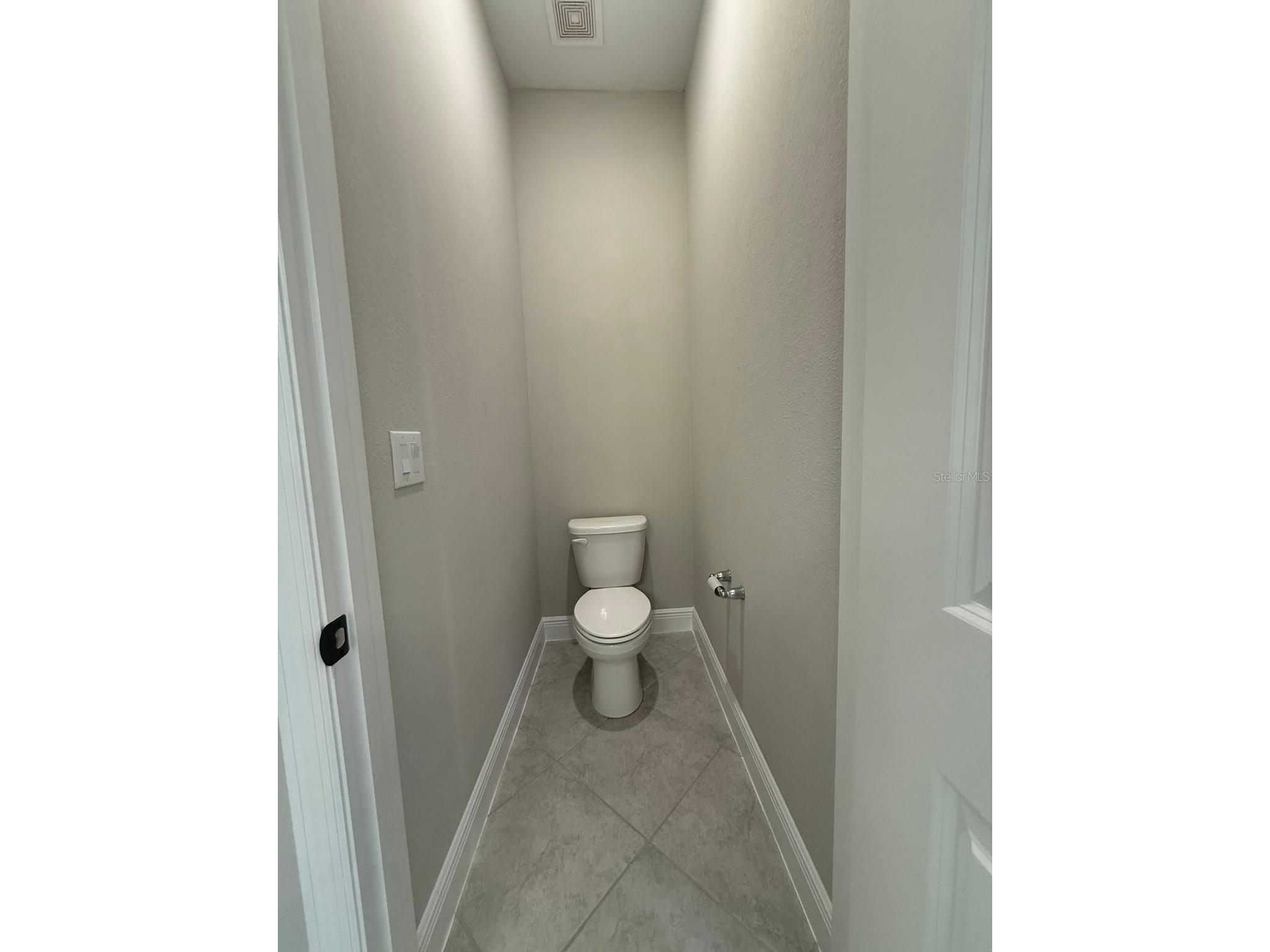 19071 Blueleaf Street Orlando FL 32827 O6416415 image4