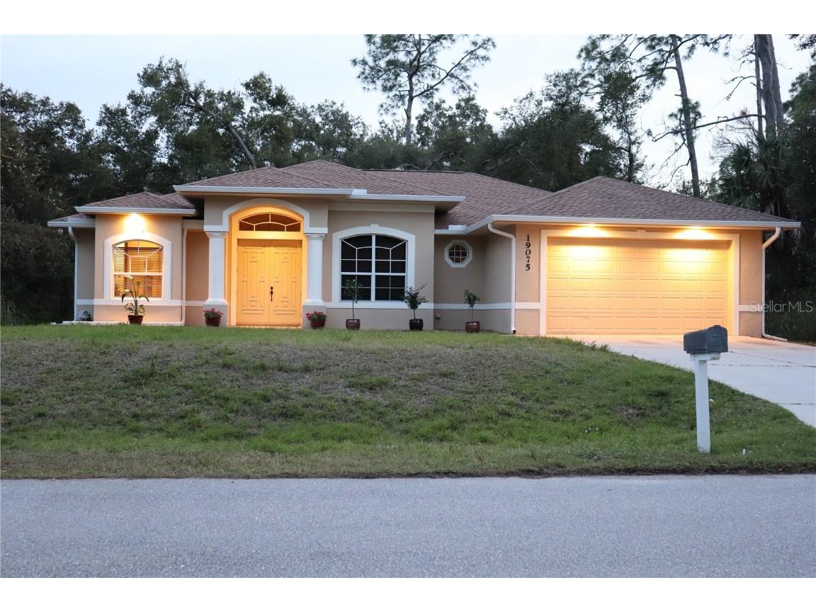 19075 Stuyvesant Avenue Port Charlotte FL 33954 D6134376 image1