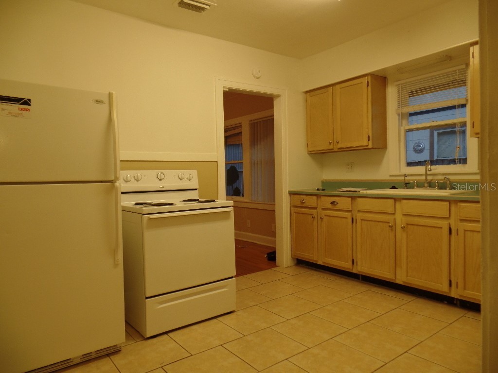 1908 20th Avenue N Saint Petersburg FL 33713 TB8438457 image4