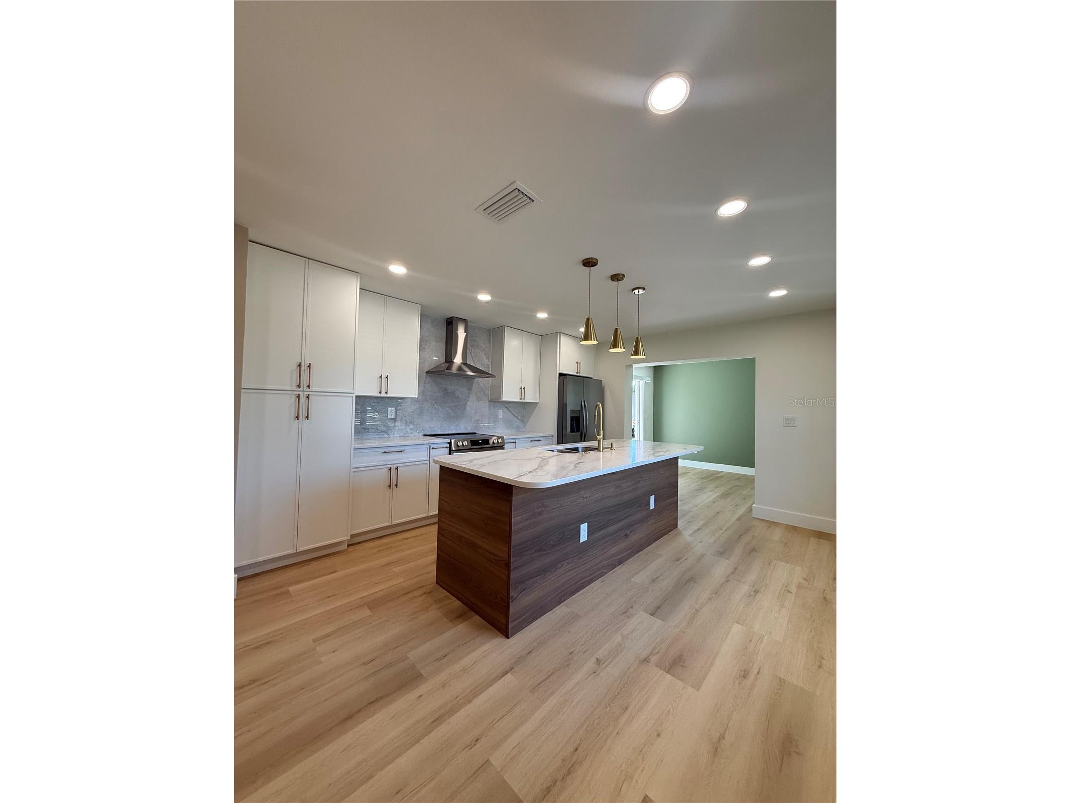 1908 51st Avenue W Bradenton FL 34207 OM724436 image9