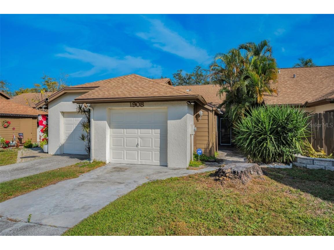 1908 Bayshore Court Safety Harbor FL 34695 TB8363294 image1