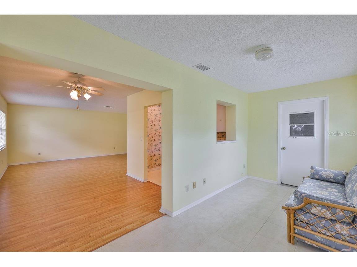 1908 Canterbury Lane #20 Sun City Center FL 33573 TB8434514 image11