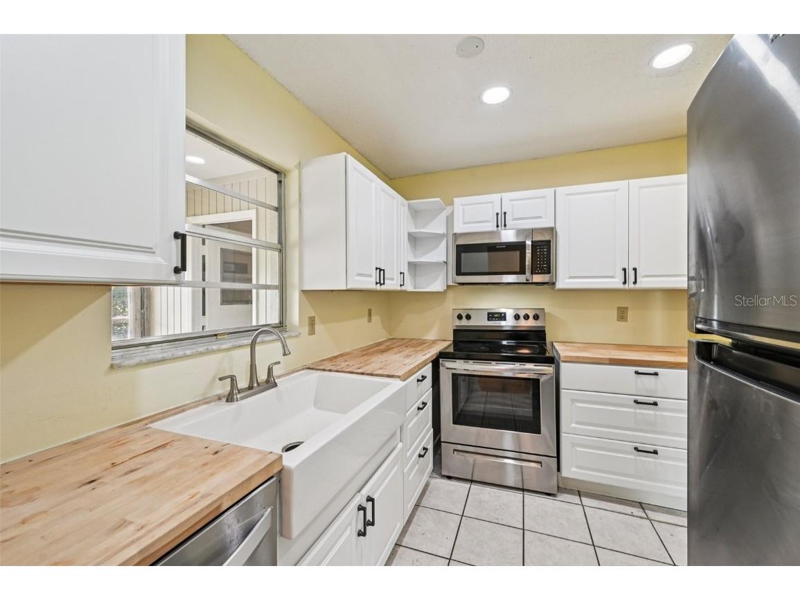 1908 Canterbury Lane #25 Sun City Center FL 33573 TB8409470 image11