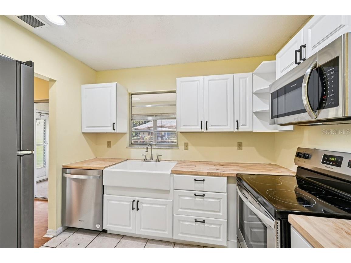 1908 Canterbury Lane #25 Sun City Center FL 33573 TB8409470 image12