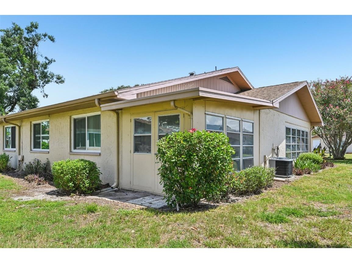 1908 Canterbury Lane #25 Sun City Center FL 33573 TB8409470 image30