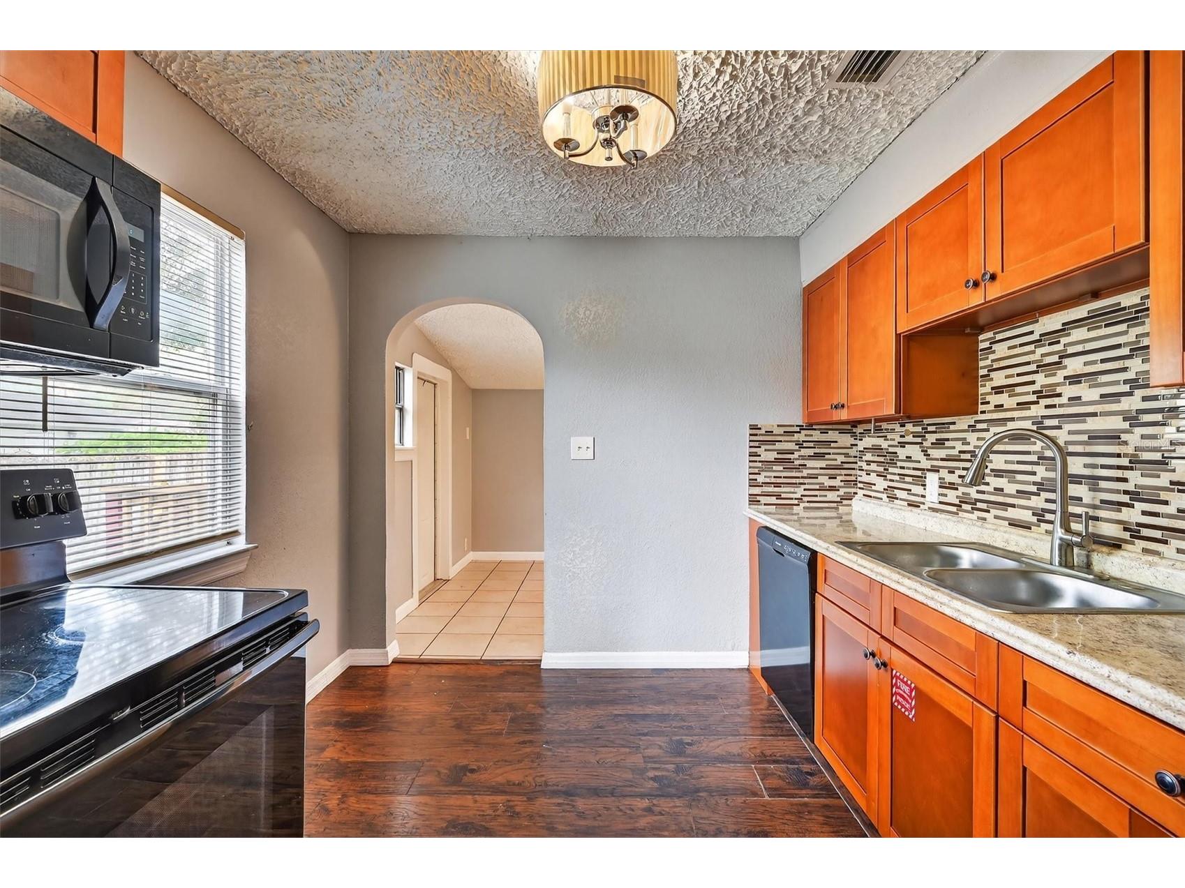 1908 E Jean Street Tampa FL 33610 TB8463387 image17