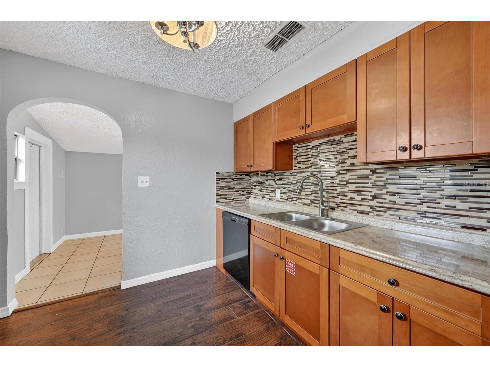1908 E Jean Street Tampa FL 33610 TB8463387 image18