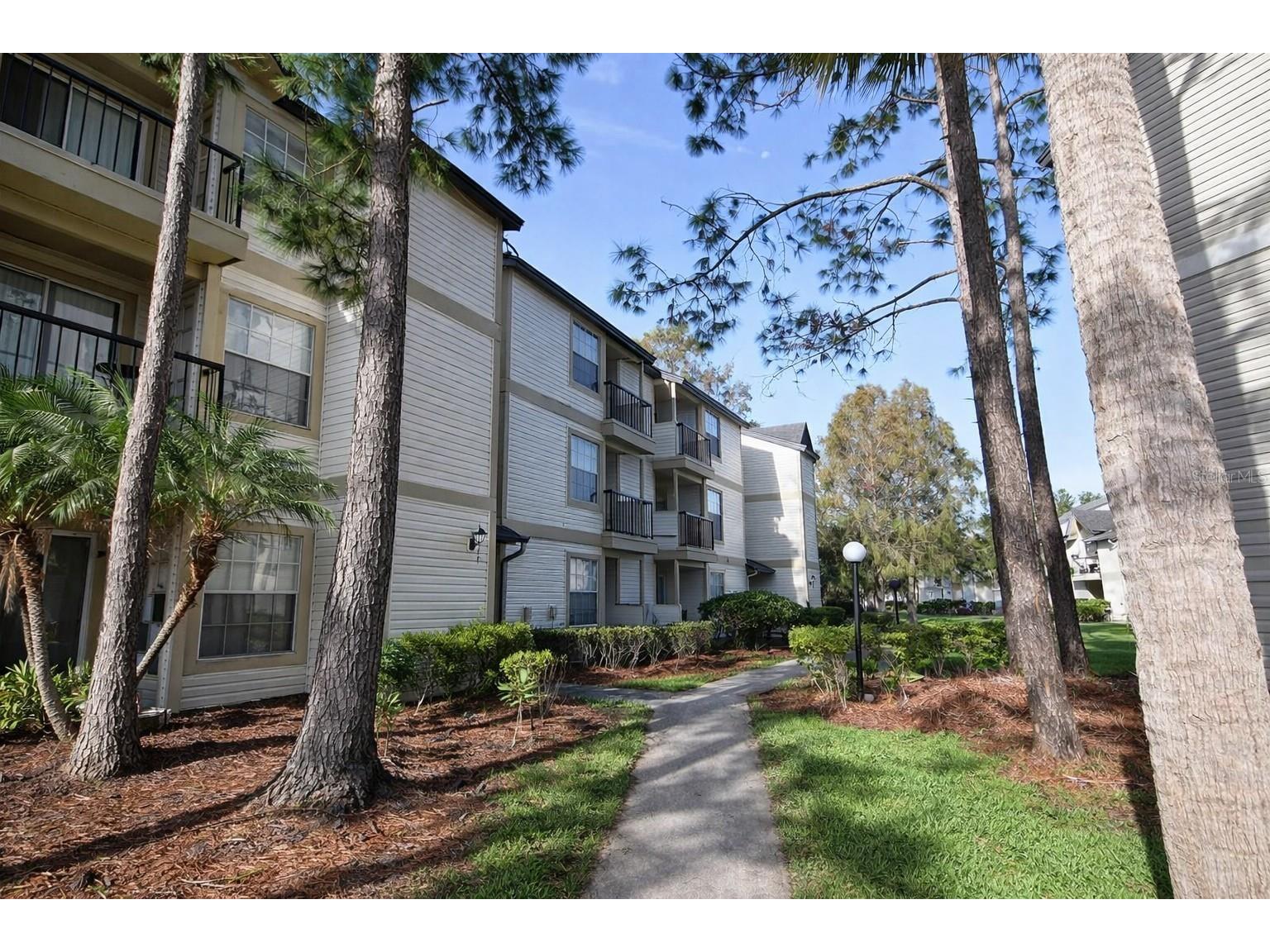 1908 Lake Atriums Circle #15 Orlando FL 32839 O6381262 image1