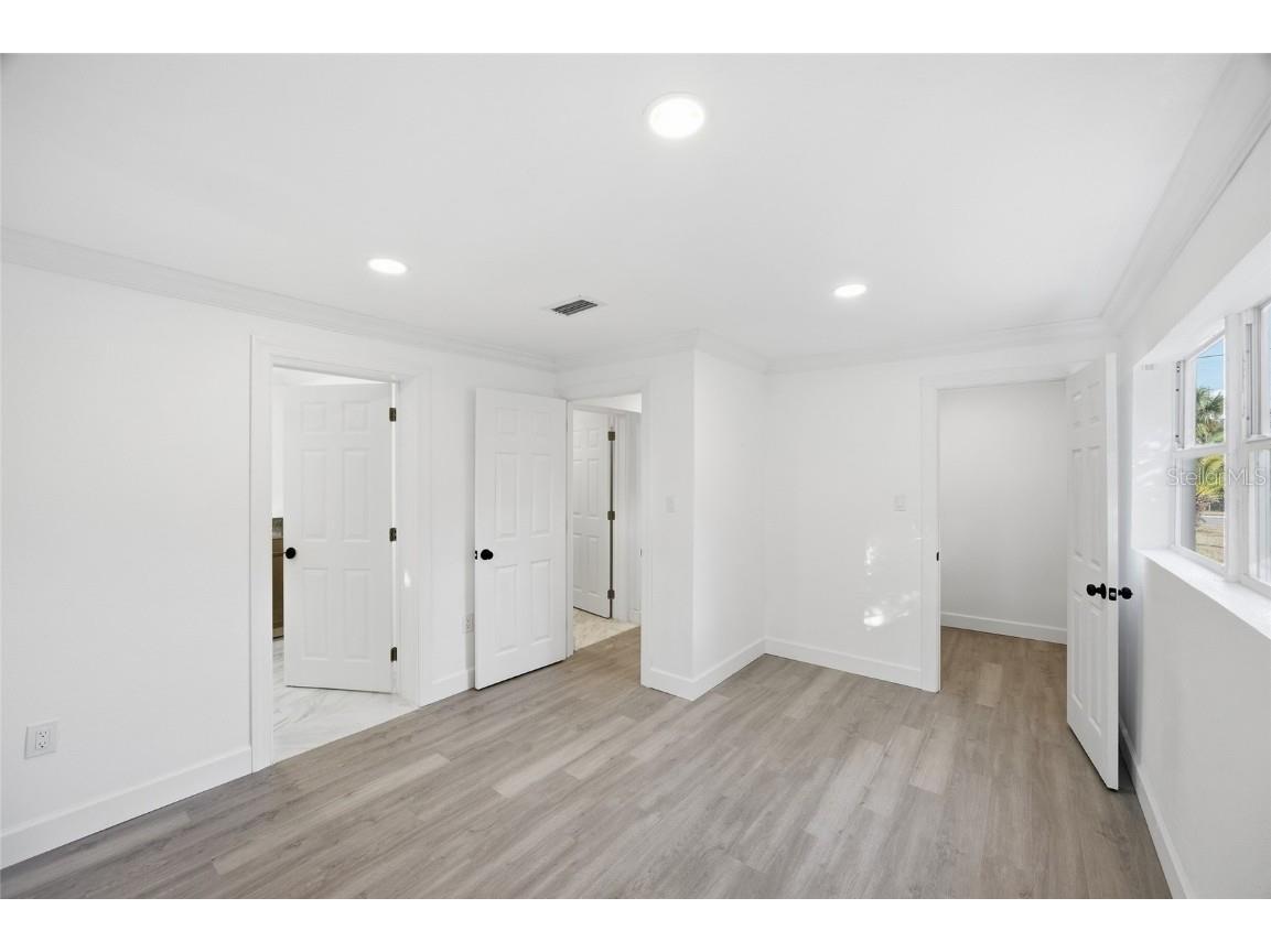 1908 Macomber Avenue Clearwater FL 33755 O6362163 image17