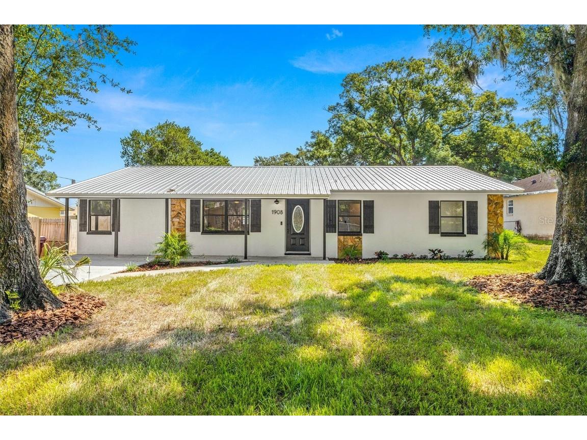 1908 N Barnes Street Plant City FL 33563 T3473443 image1