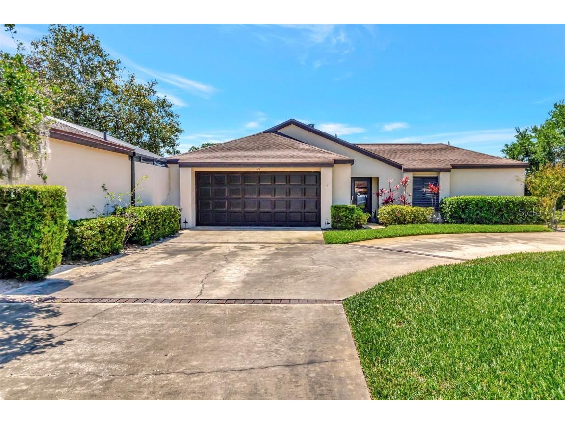 1908 Oak Circle Tavares FL 32778 G5096117 image2