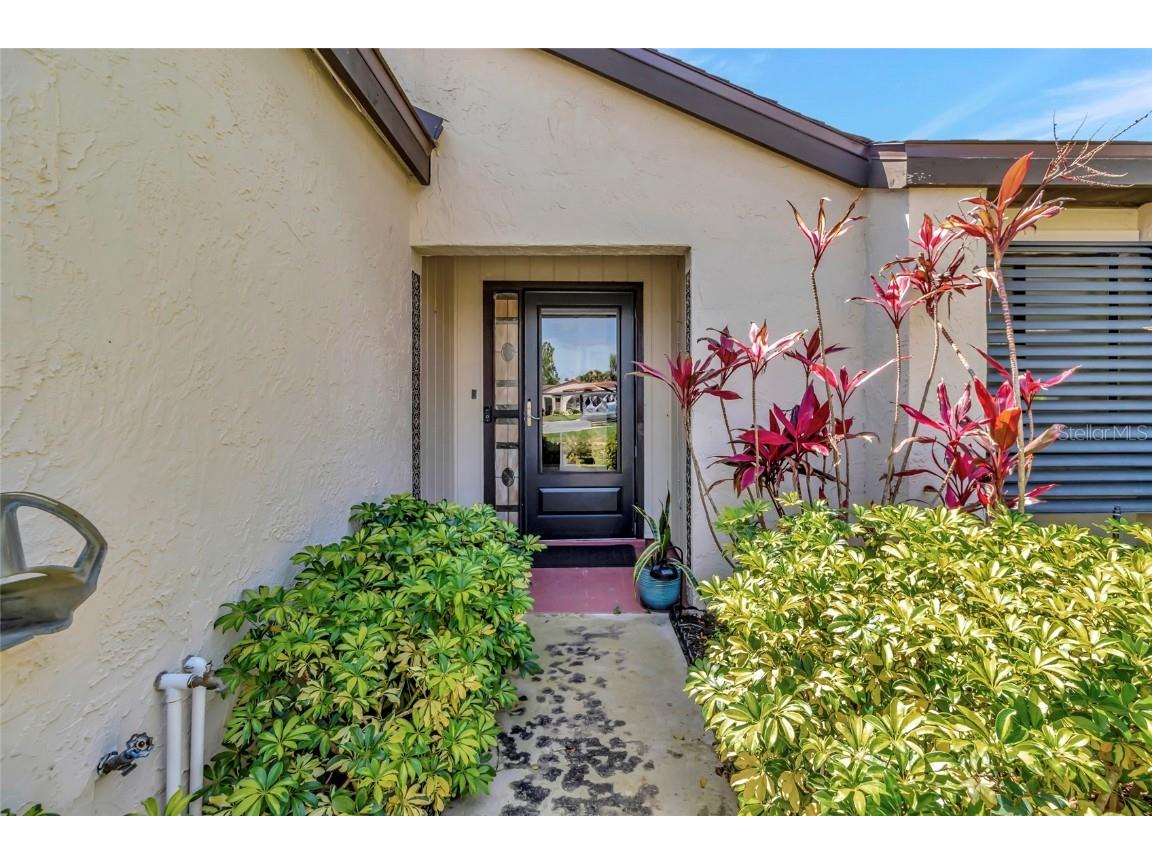 1908 Oak Circle Tavares FL 32778 G5096117 image3