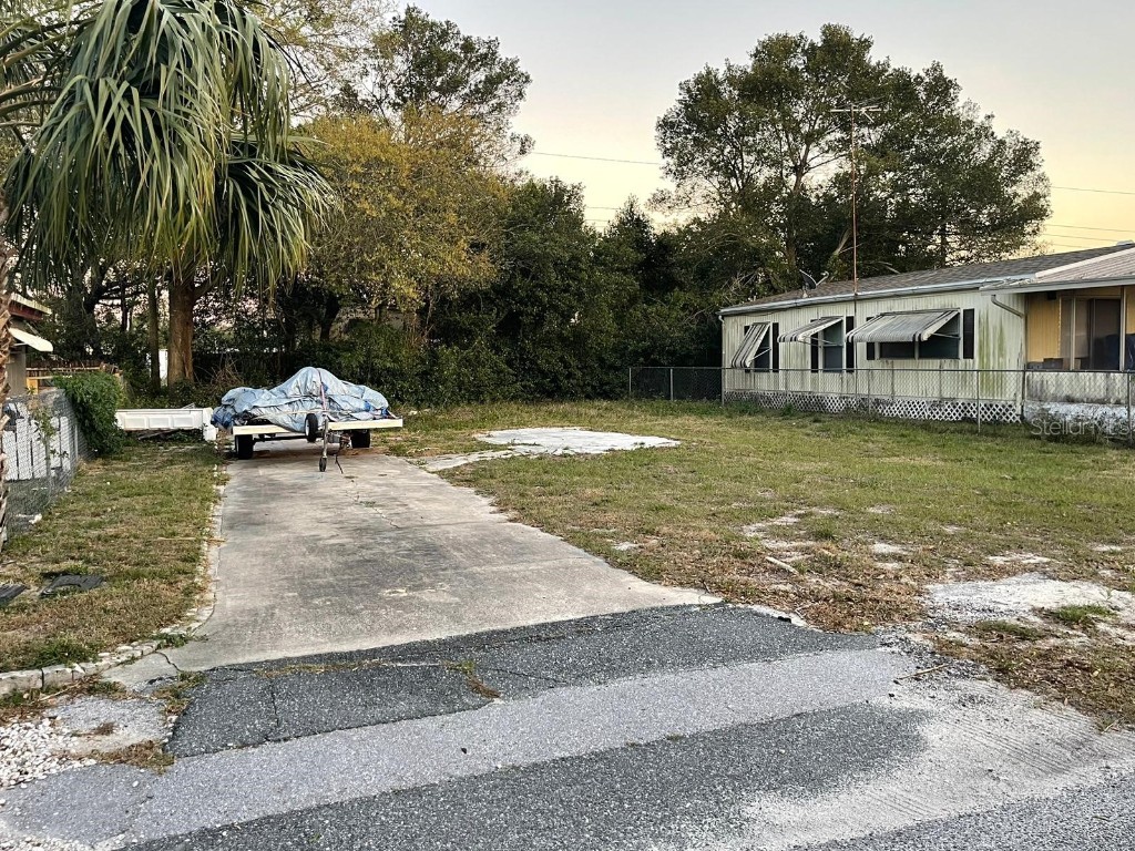 1908 Patriot Lane Holiday FL 34690 W7852817 image1