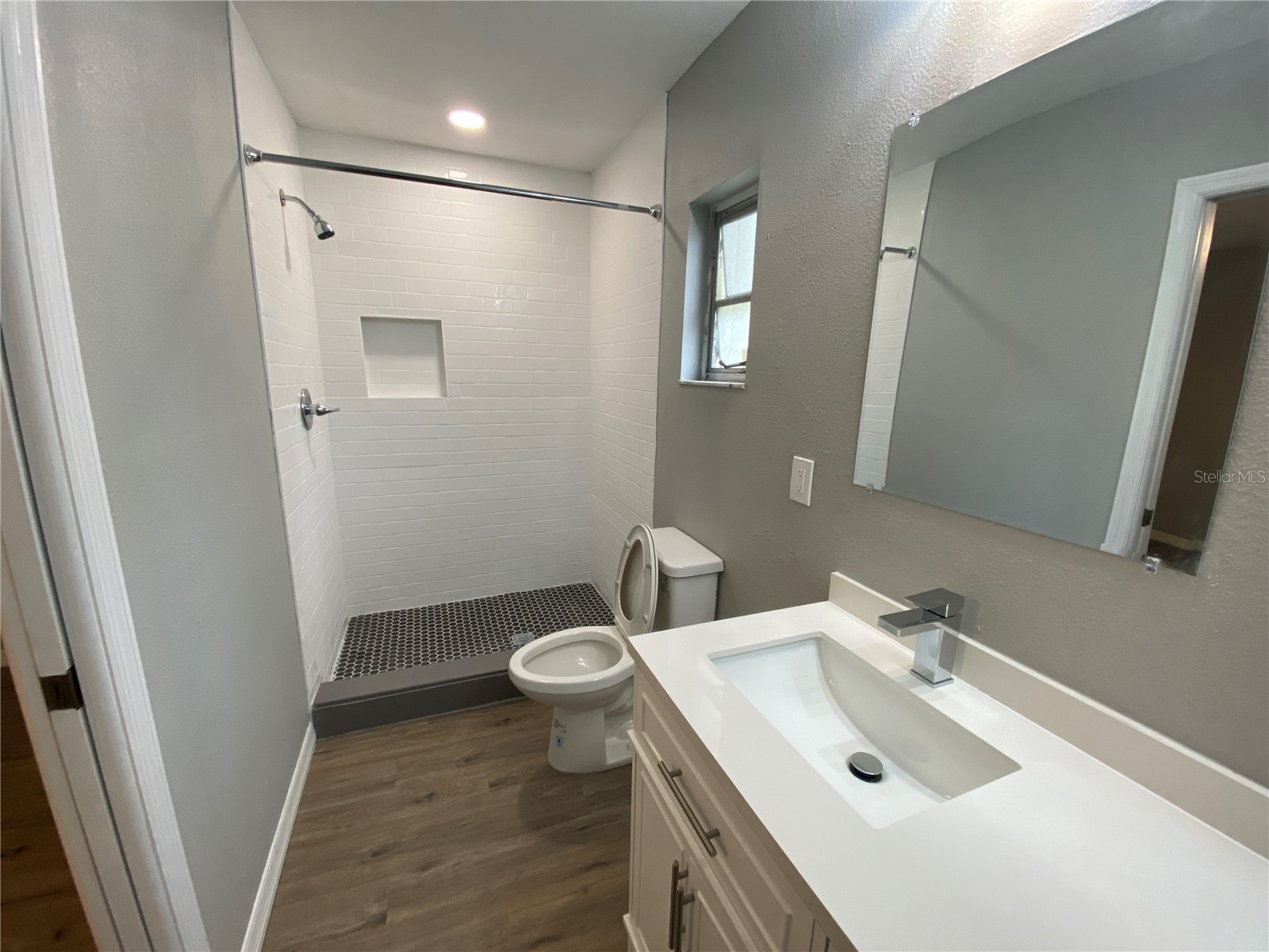 1908 W Saint Louis Street Tampa FL 33607 TB8506302 image11
