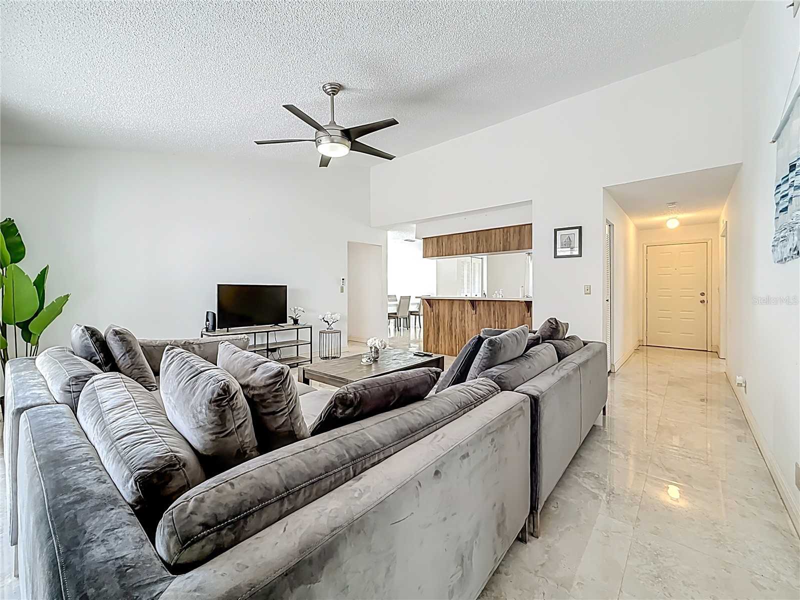 1909 Castle Bay Court Oldsmar FL 34677 TB8436254 image13