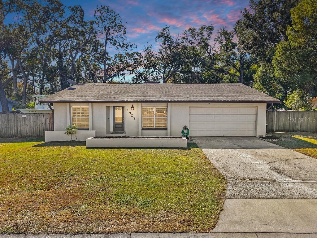1909 Dove Field Place Brandon FL 33510 TB8450463 image1