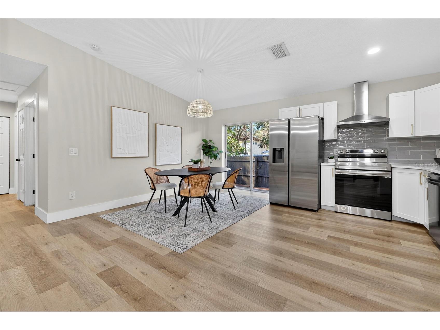 1909 E Henry Avenue Tampa FL 33610 TB8472298 image10