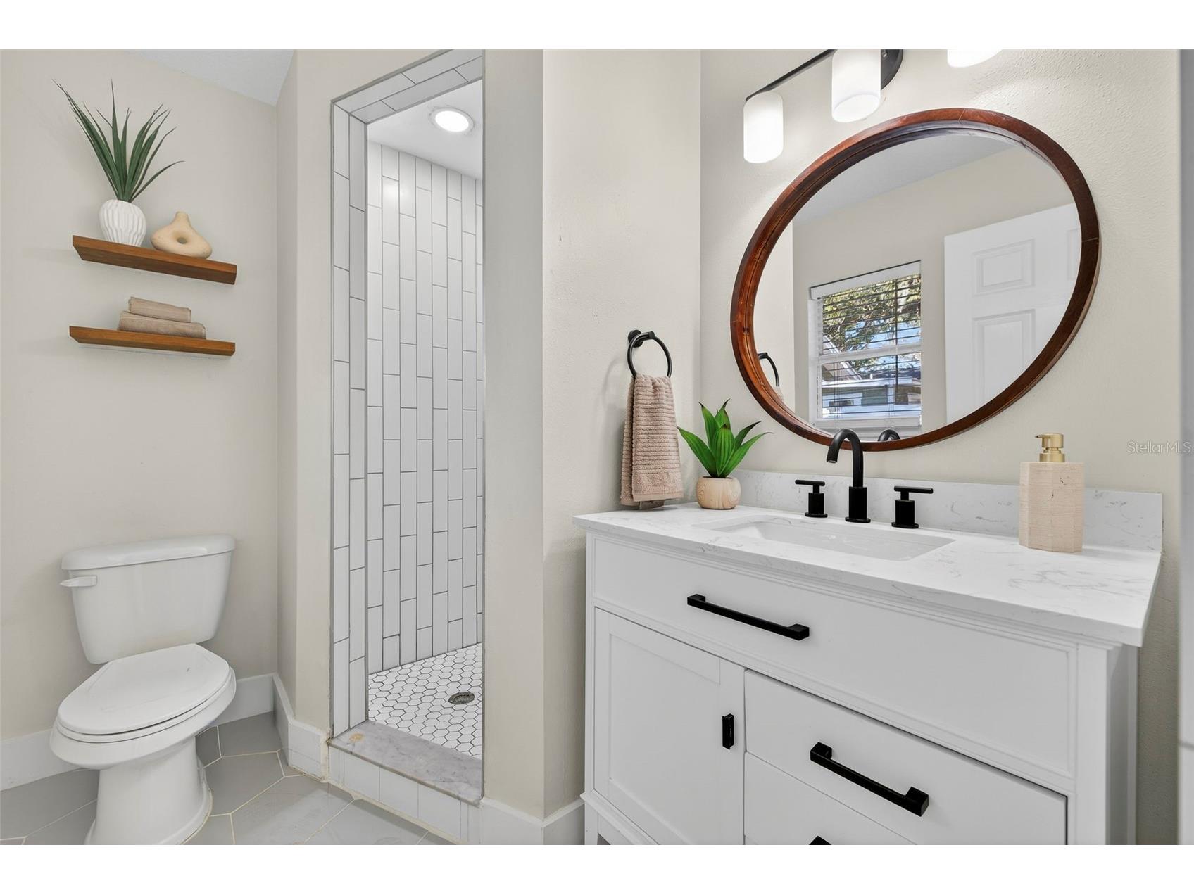 1909 E Henry Avenue Tampa FL 33610 TB8472298 image18