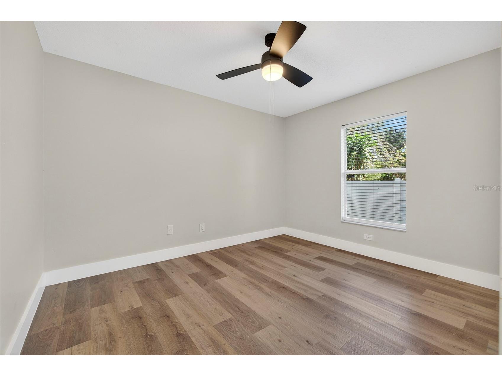 1909 E Henry Avenue Tampa FL 33610 TB8472298 image22