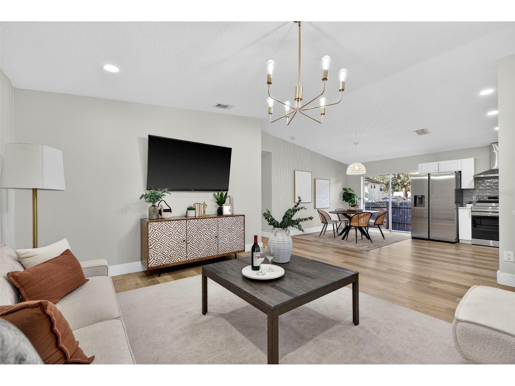 1909 E Henry Avenue Tampa FL 33610 TB8472298 image9