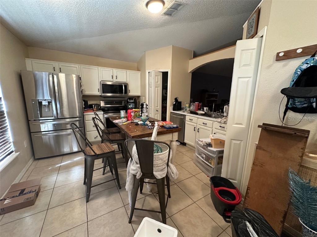 1909 Lakeview Place Kissimmee FL 34759 O6320983 image2