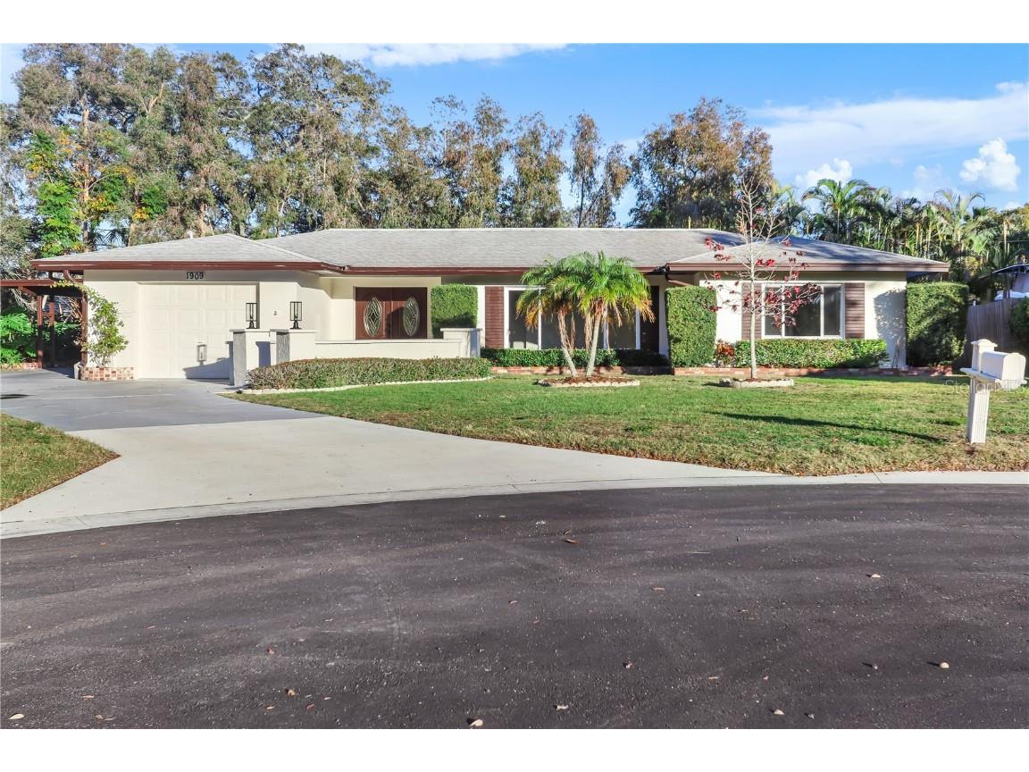 1909 Pinetree Lane Belleair Bluffs FL 33770 U8227851 image1