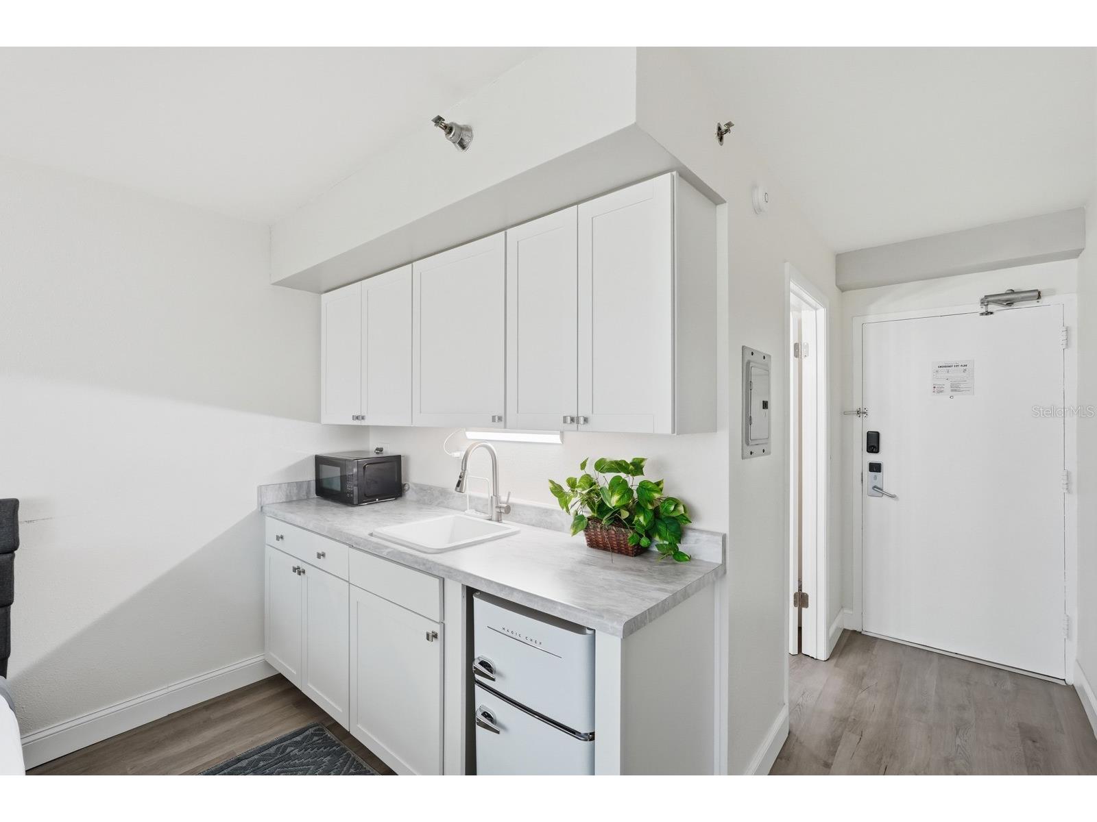 1909 S Atlantic Avenue #407 & 408 Daytona Beach FL 32118 V4946987 image12