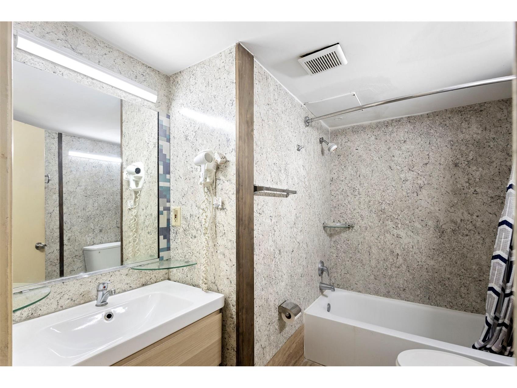 1909 S Atlantic Avenue #717 Daytona Beach FL 32118 - ATLANTIC OCEAN V4946444 image24