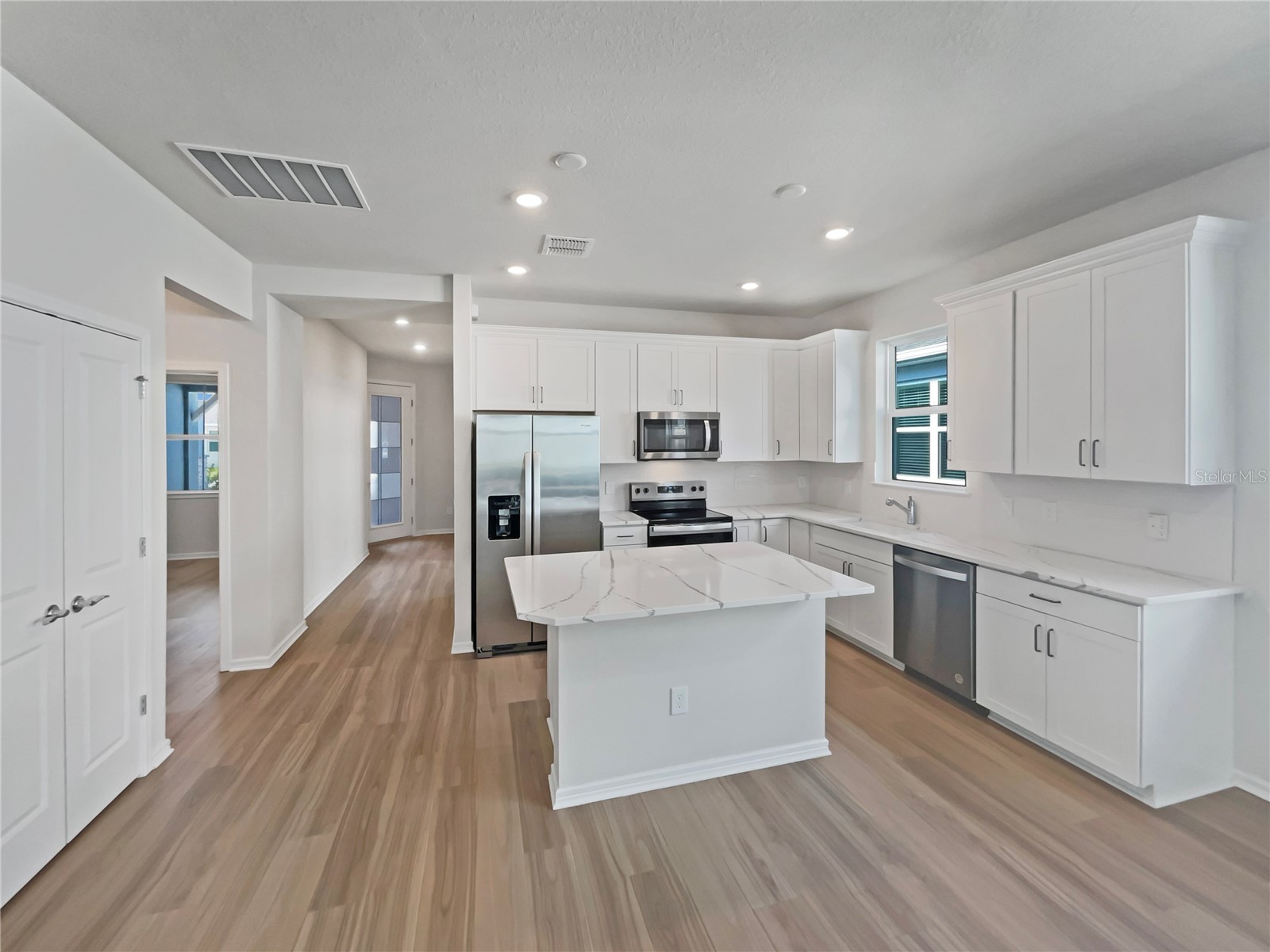 1909 Spring Shower Circle Kissimmee FL 34744 O6372925 image2