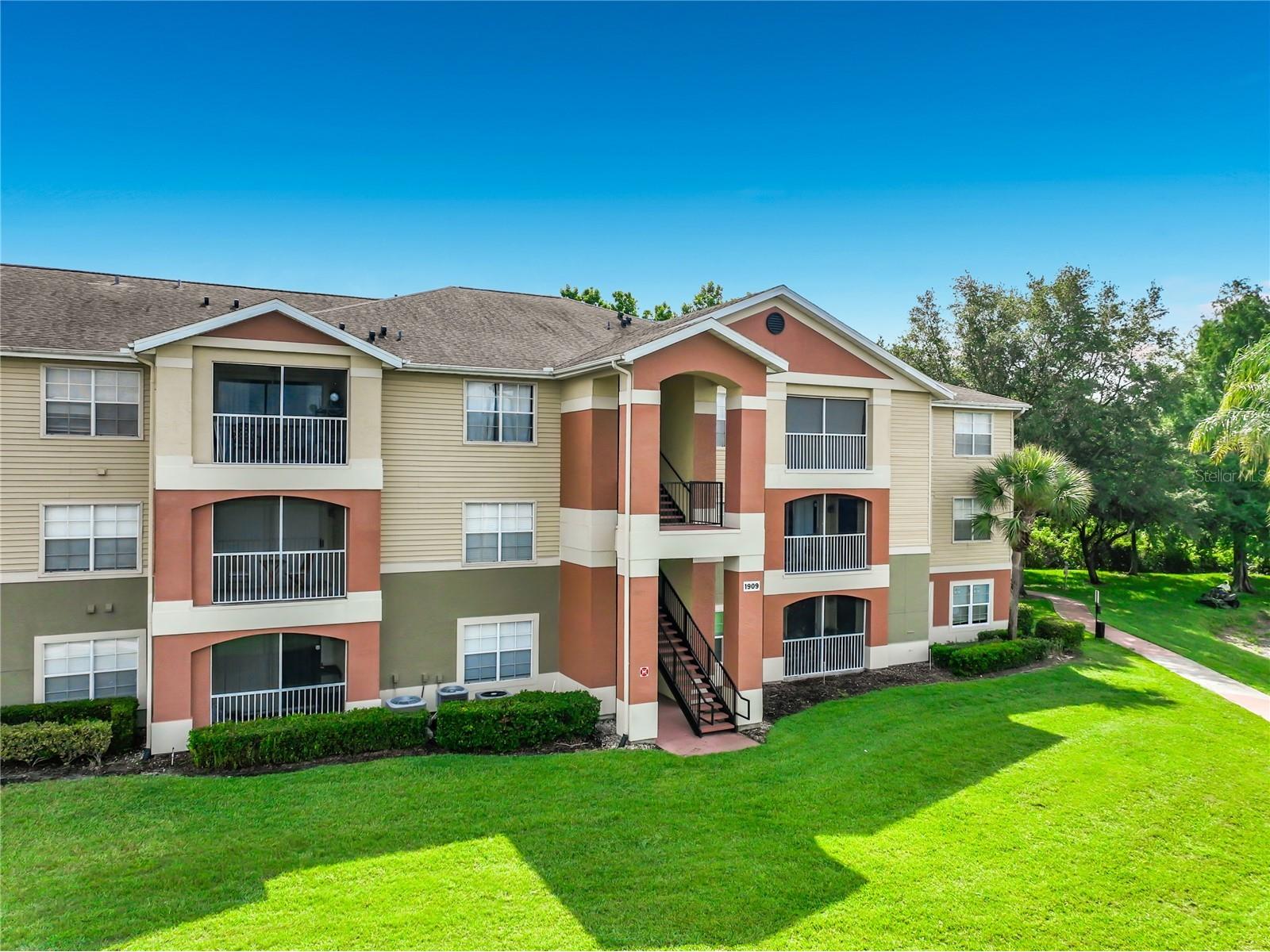 1909 Summer Club Drive #301 Oviedo FL 32765 O6408198 image50