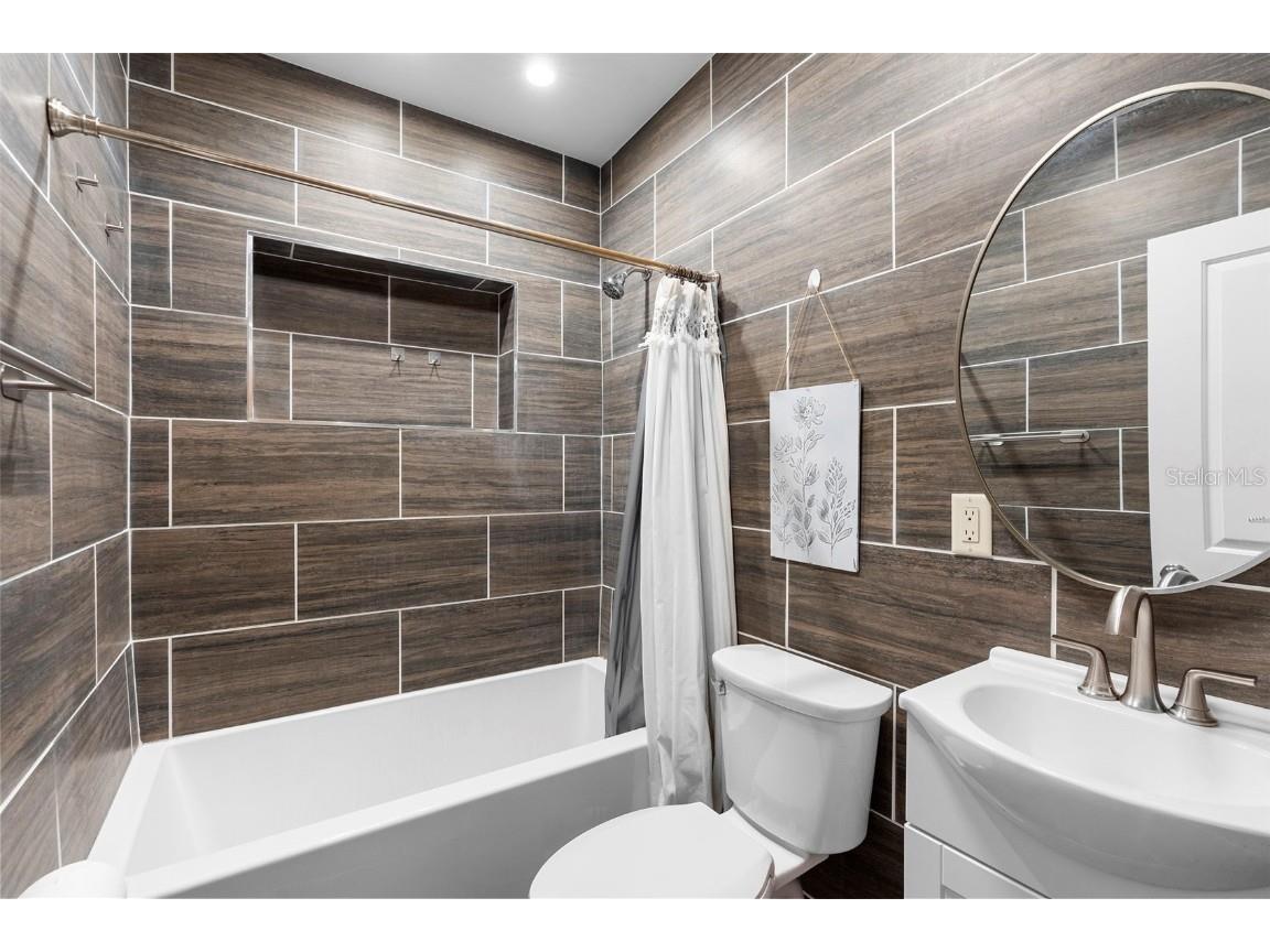 1909 White Avenue Orlando FL 32806 O6327807 image22