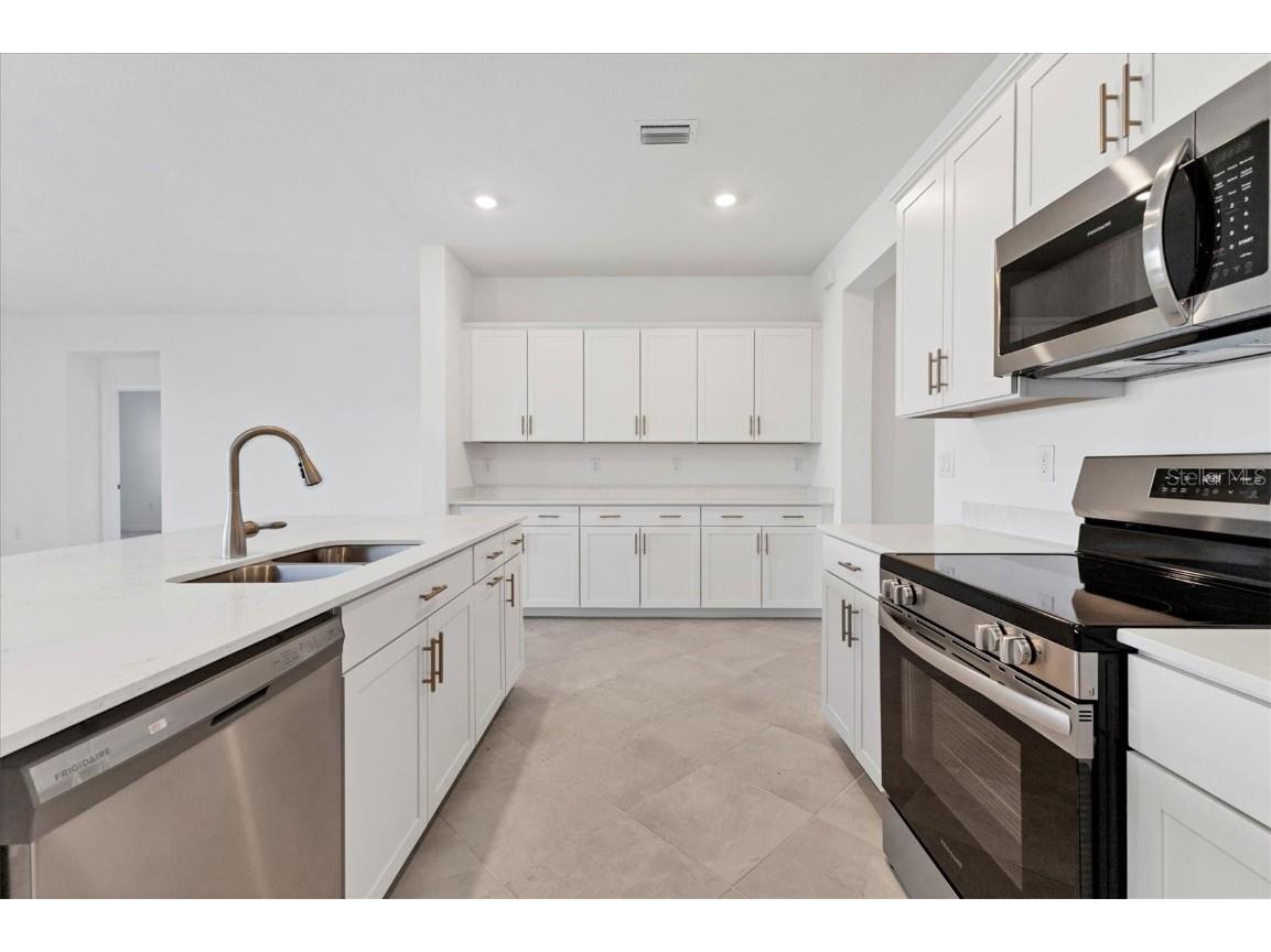 19095 Cabernet Court Venice FL 34293 A4665824 image9