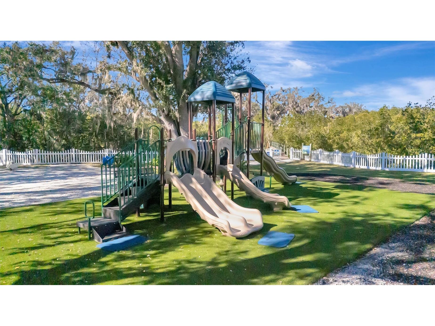 191 Americas Cup Boulevard Bradenton FL 34208 A4678323 image82