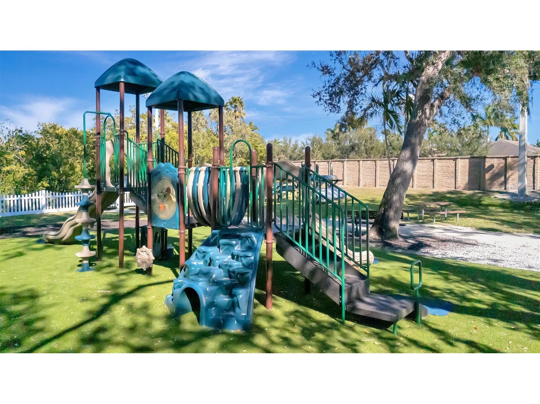 191 Americas Cup Boulevard Bradenton FL 34208 A4678323 image83