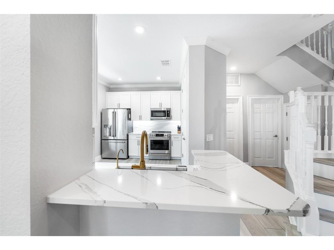 191 Banyan Bay Drive Saint Petersburg FL 33705 - LITTLE BAYOU ON TAMPA BAY TB8389966 image16