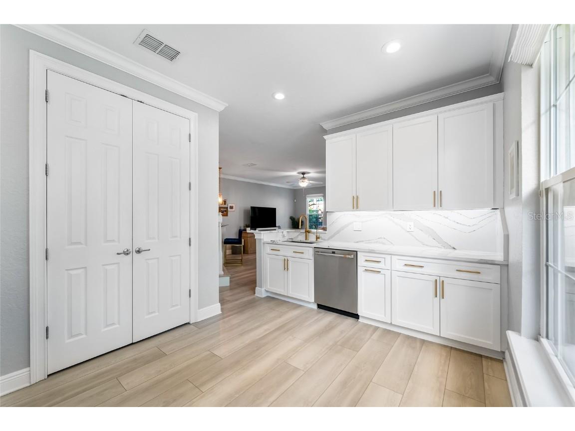 191 Banyan Bay Drive Saint Petersburg FL 33705 - LITTLE BAYOU ON TAMPA BAY TB8389966 image17