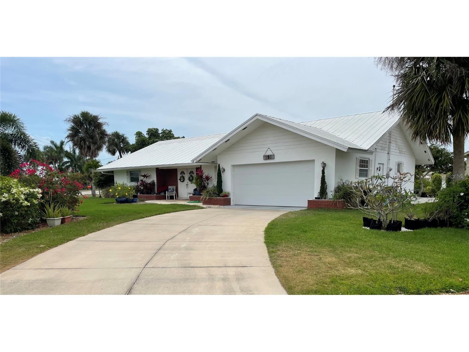 191 Casa Lane Punta Gorda FL 33950 C7458266 image1