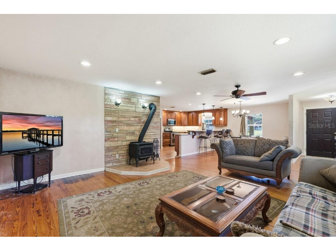 191 Howes Street Oak Hill FL 32759 FC314338 image17