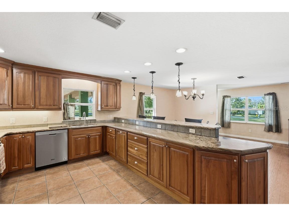 191 Howes Street Oak Hill FL 32759 FC314338 image22